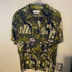 urban outfitters hawaiian top!